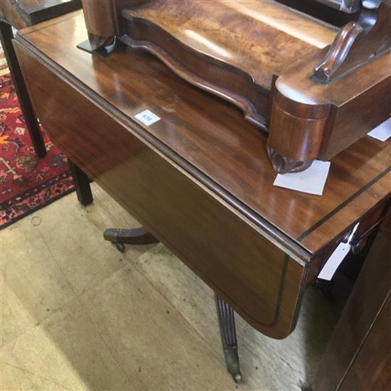 19C mahogany Pembroke breakfast table